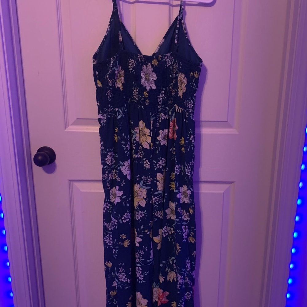 Size-Small - Picture 5 of 7